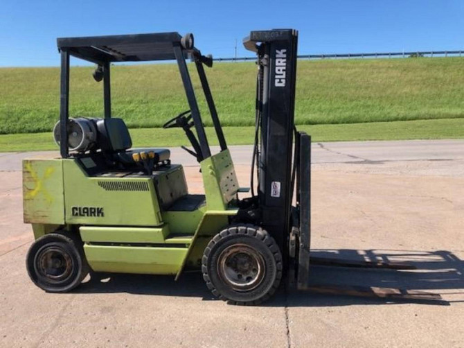Used Clark GPX25 Forklift Duncan - photo 4