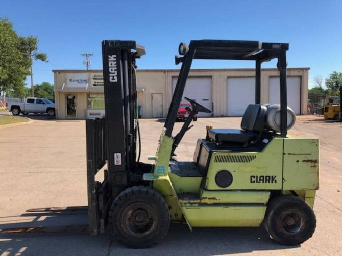 Used Clark GPX25 Forklift Duncan - photo 1