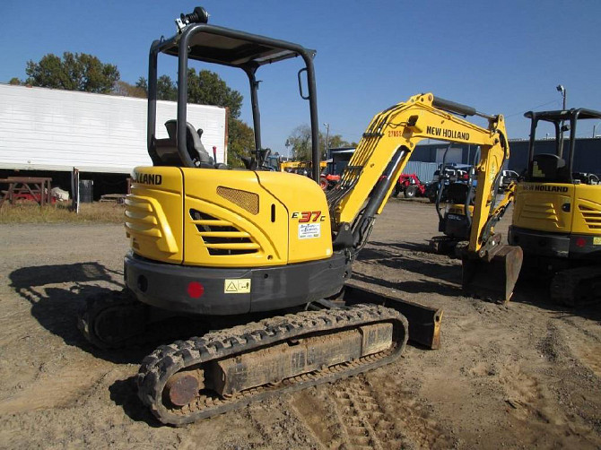 2018 Used NEW HOLLAND E37C Excavator Fort Smith - photo 3