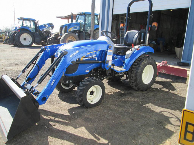 2012 Used NEW HOLLAND BOOMER 25 Compact Tractor Fort Smith - photo 2