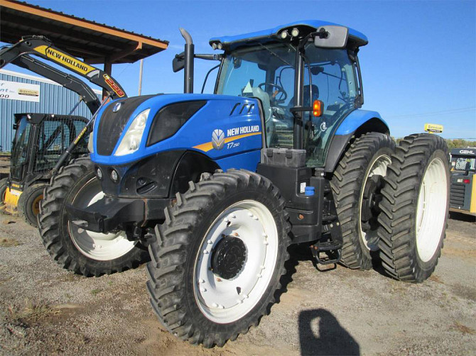 2016 Used NEW HOLLAND T7.260 Tractor Fort Smith - photo 4