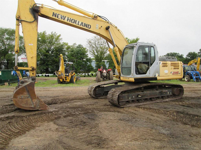 2007 Used NEW HOLLAND E215B Excavator Fort Smith - photo 1