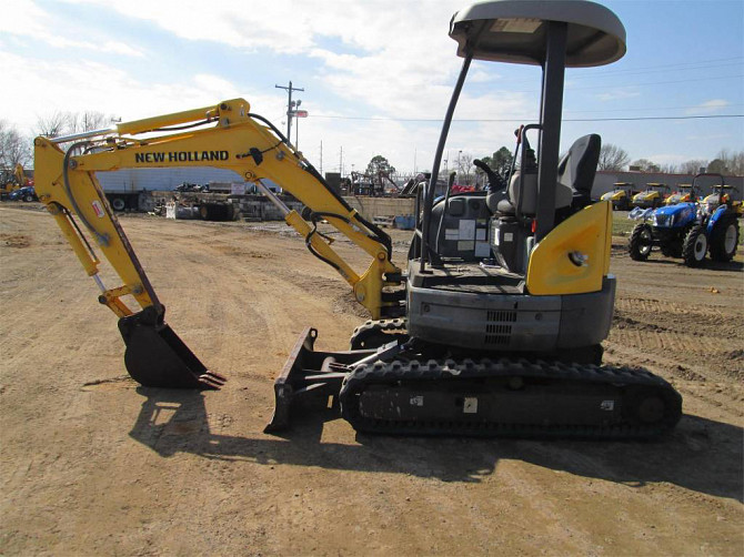 2011 Used NEW HOLLAND E27B Excavator Fort Smith - photo 2