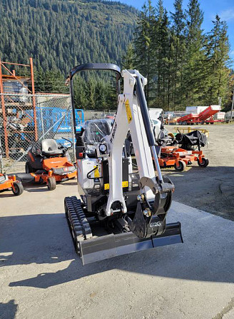 2020 Used Bobcat E10 Compact Excavator Juneau - photo 2