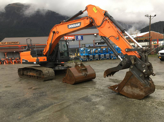 2019 Used Doosan DX225LC-5 Excavator Juneau - photo 1