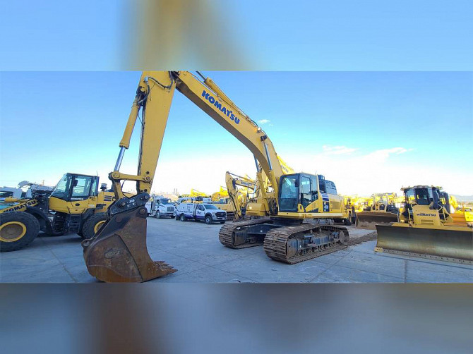 2018 Used KOMATSU PC490 LC-11 Excavator Denver - photo 2
