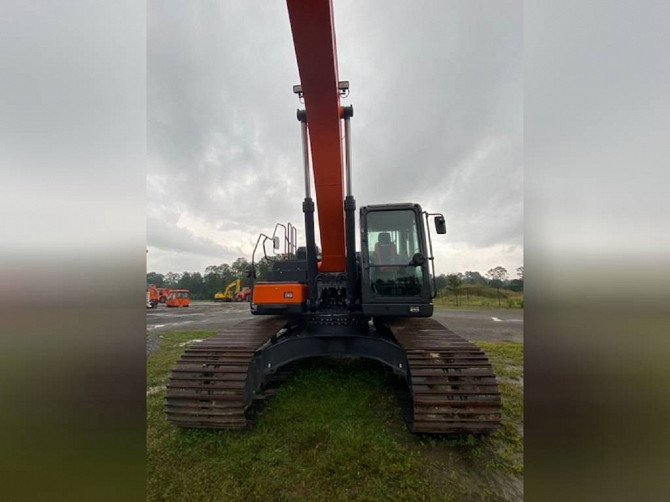 2019 Doosan DX300LC-5 Excavator Jacksonville, Florida - photo 2