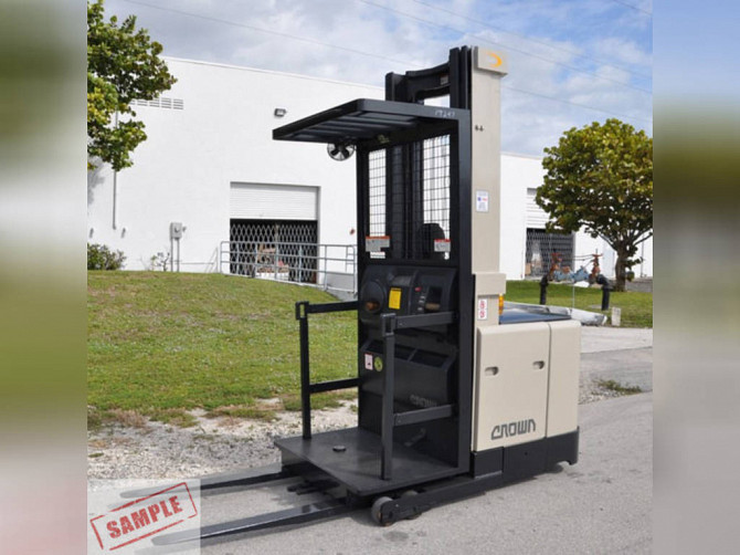 Used CROWN SP3020-30 Stock Picker Fort Lauderdale - photo 1