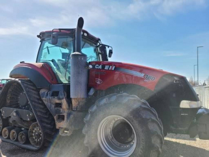 2017 Used CASE IH MAGNUM 380 ROWTRAC CVT Tractor Twin Falls - photo 3