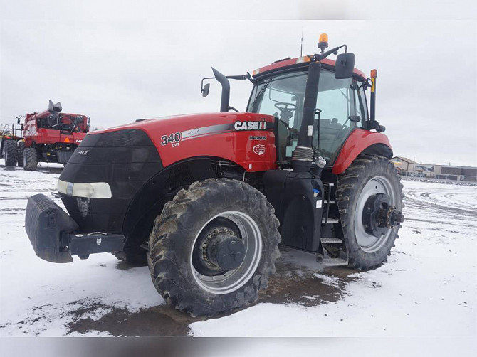 2014 Used CASE IH MAGNUM 340 CVT Tractor Twin Falls - photo 2