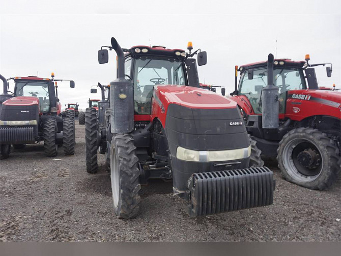 2015 Used CASE IH MAGNUM 250 CVT Tractor Twin Falls - photo 2