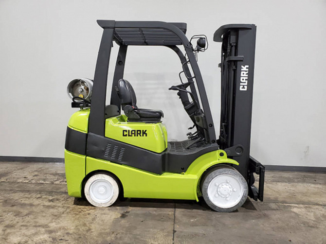2012 Used CLARK C25CL Forklift Cary, Illinois - photo 2