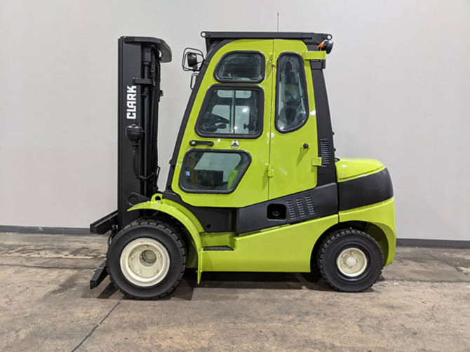 2013 Used CLARK C30D Forklift Cary, Illinois - photo 1