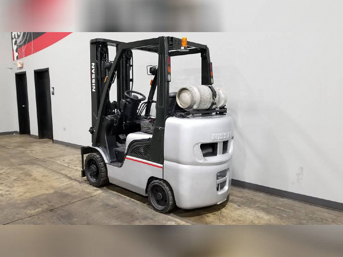 2013 Used NISSAN CF60 Forklift Cary, Illinois - photo 3