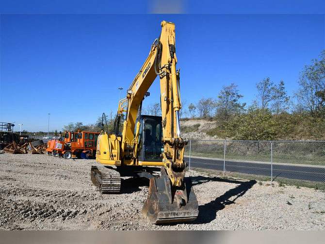 2015 Used KOBELCO SK140SR LC-3 Excavator Chicago - photo 1