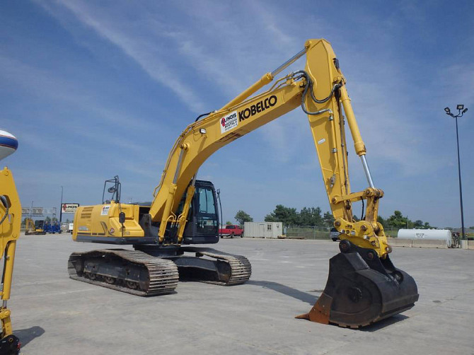 2015 Used KOBELCO SK260 LC-9 Excavator Chicago - photo 1