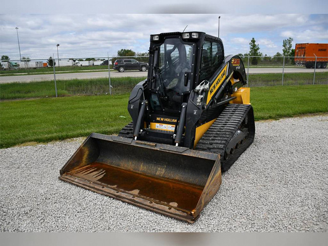 2018 Used NEW HOLLAND C238 Skid Steer Chicago - photo 2