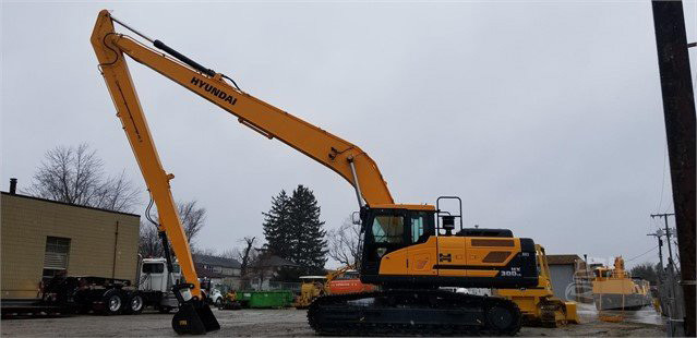 2019 Used HYUNDAI HX300 LR Excavator Lowell - photo 1