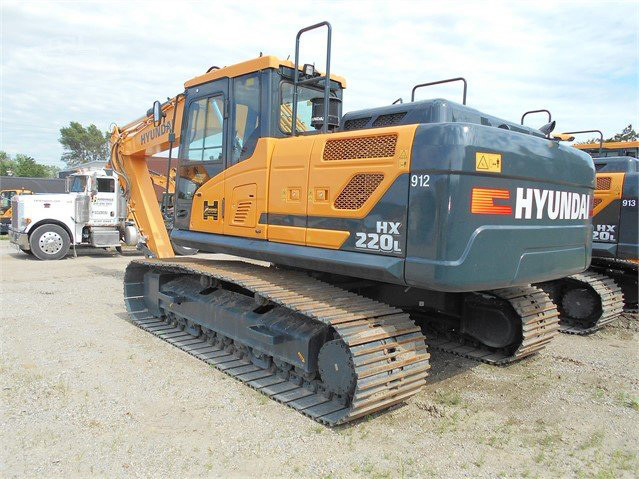2019 New HYUNDAI HX220L Excavator Lowell - photo 4