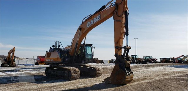 2018 Used CASE CX350D Excavator West Fargo - photo 2