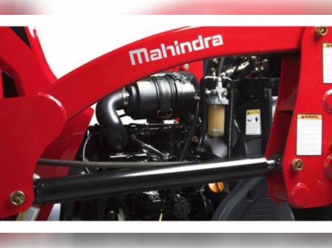 2020 New Mahindra EMax 20S HST Tractor Richmond, Virginia - photo 2
