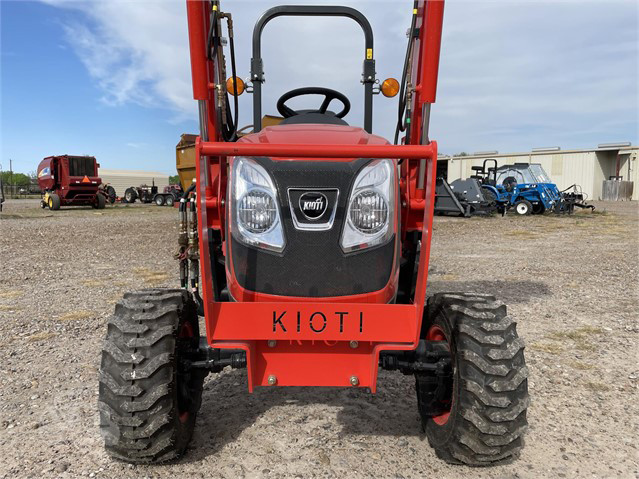 2021 New KIOTI CX2510HST Tractor Donna - photo 4