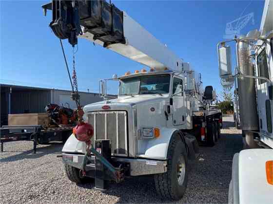 2013 ALTEC AC38-127S Truck-mounted Crane On 2014 PETERBILT 365 Birmingham, Alabama