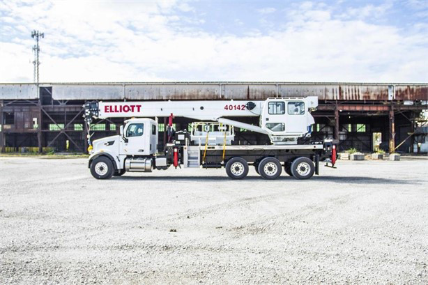 2019 ELLIOTT 40142R Truck-Mounted Crane On 2019 PETERBILT 567 Kansas City, Missouri - photo 3