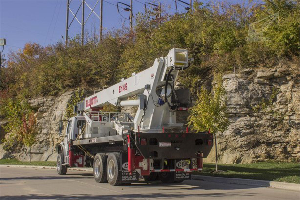 2019 ELLIOTT E145 Truck-Mounted Crane On 2019 FREIGHTLINER M2 106 Kansas City, Missouri - photo 2