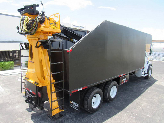 2007 Used STERLING LT9500 Grapple Truck West Palm Beach - photo 2
