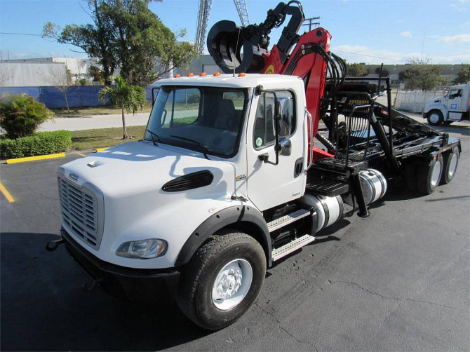 2012 Used FREIGHTLINER M2 112 Grapple Truck West Palm Beach - photo 4