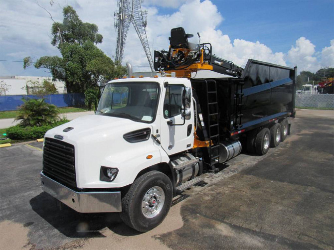 2020 New FREIGHTLINER 114SD Grapple Truck West Palm Beach - photo 1