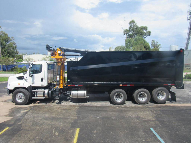 2020 New FREIGHTLINER 114SD Grapple Truck West Palm Beach - photo 3