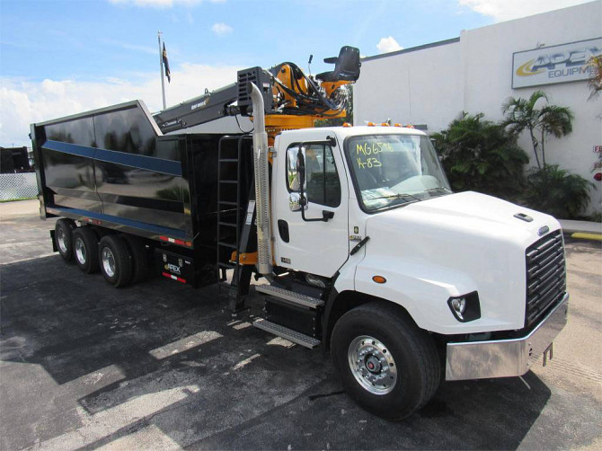2020 New FREIGHTLINER 114SD Grapple Truck West Palm Beach - photo 4