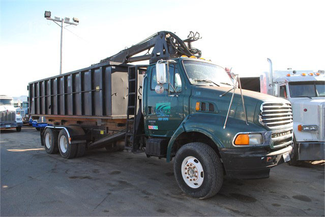 2006 Used STERLING LT9500 Grapple Truck Memphis - photo 1