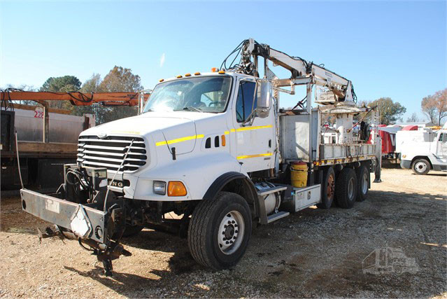 2006 Used STERLING L8500 Grapple Truck Memphis - photo 4
