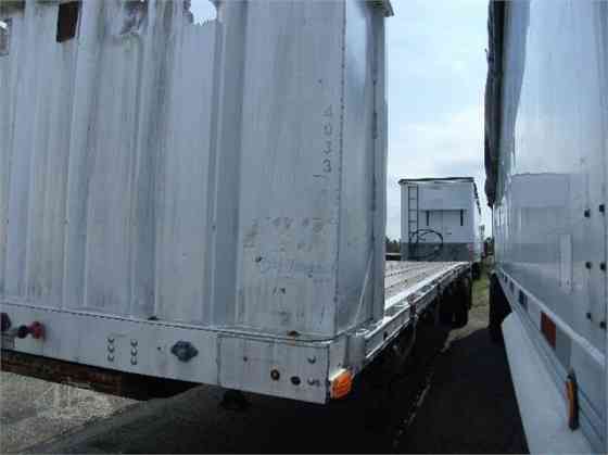 2004 Used TRANSCRAFT 102 Flatbed Trailer Galesburg