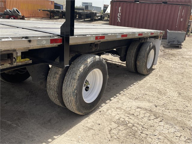 2014 UTILITY 48' Flatbed Trailer COMBO WITH PIPE STAKES Birmingham, Alabama - photo 2
