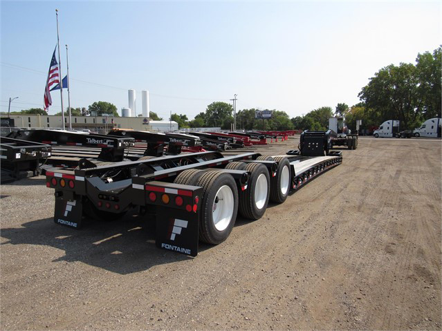 2021 New FONTAINE 55 TON HRGN Lowboy Trailer Grand Rapids - photo 3