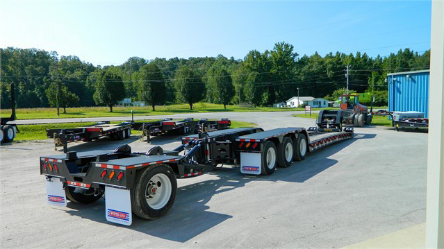 2022 New PITTS LB55-18 SPREADER Trailer Waverly - photo 4