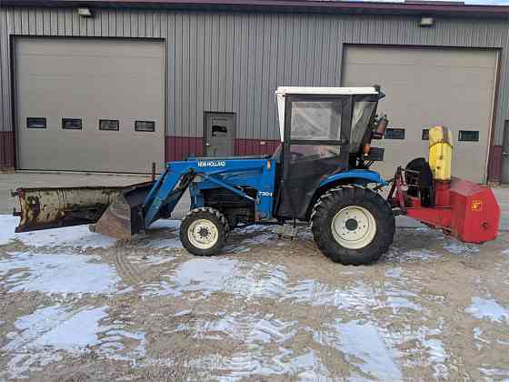 USED 1997 NEW HOLLAND 1630 TRACTOR Caledonia
