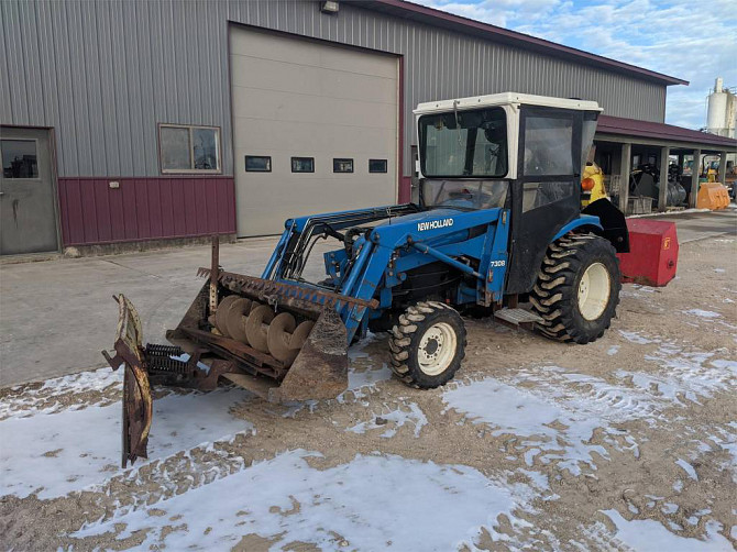 USED 1997 NEW HOLLAND 1630 TRACTOR Caledonia - photo 1