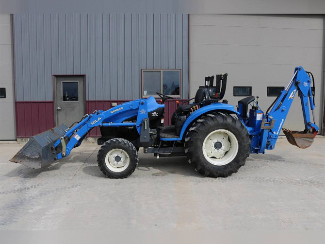 USED 2003 NEW HOLLAND TC35D TRACTOR Caledonia - photo 2