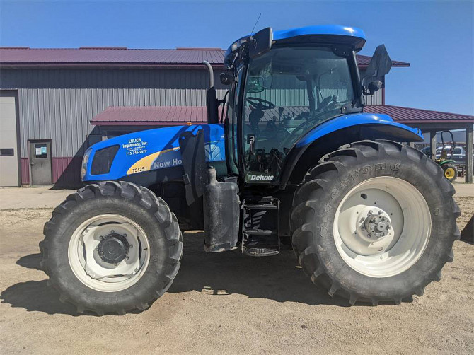 USED 2007 NEW HOLLAND TS125A TRACTOR Caledonia - photo 2