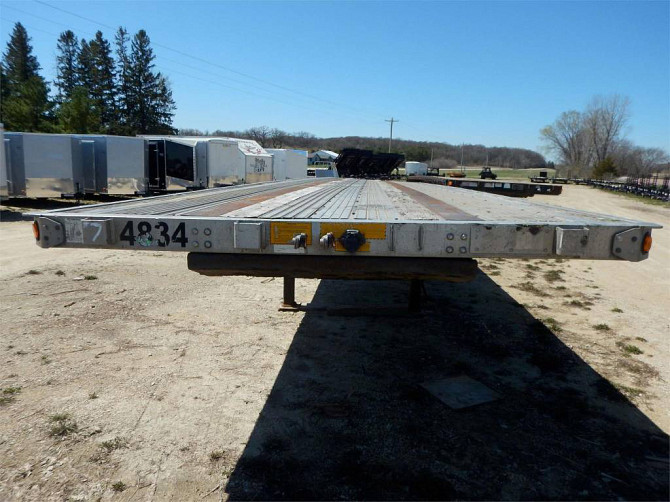 USED 1998 UTILITY 102"X48' Flatbed Trailer Rochester, Minnesota - photo 3