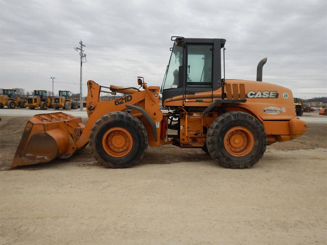 USED 2004 CASE 621D LOADER Rochester, Minnesota - photo 1