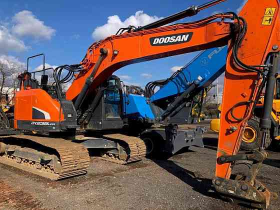 USED 2018 DOOSAN DX235 LCR-5 Excavator Piscataway