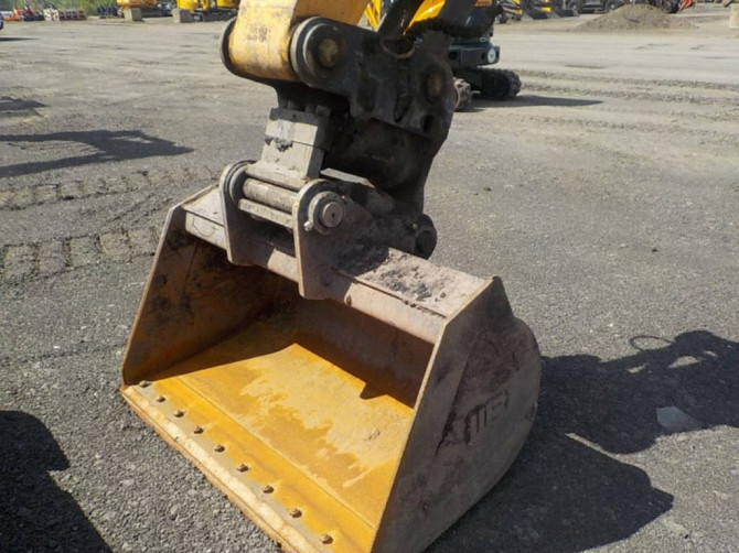 USED 2014 HYUNDAI R210W-9A Excavator Syracuse, New York - photo 3