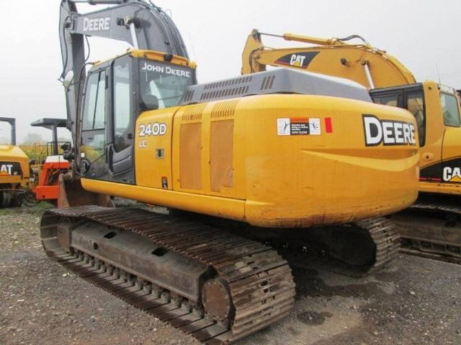 Used 2007 DEERE 240D LC Excavator Caledonia - photo 3