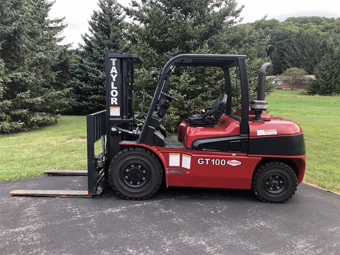 USED 2019 TAYLOR GT100 Forklift Syracuse, New York - photo 4
